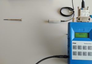 Teslameter FM302 mit Sonde AS-UAP GEO-X